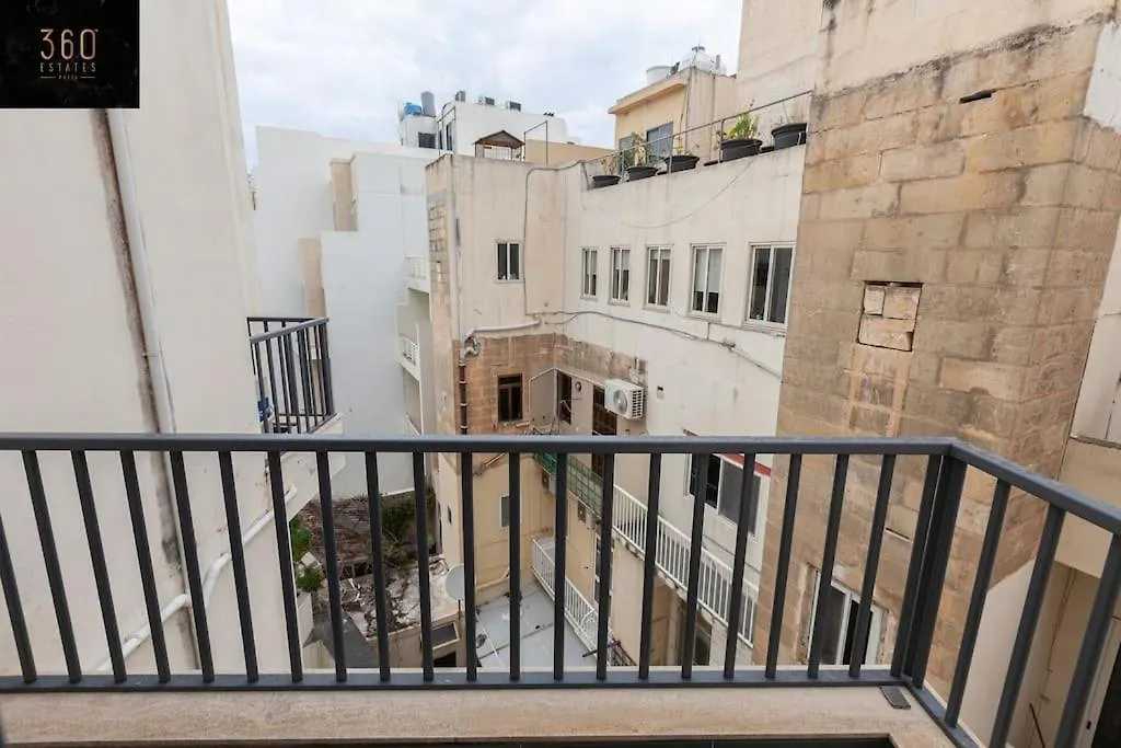 Luxury Living - Massive Central Apt With Ac & Wifi By 360 Estates Sliema Malta