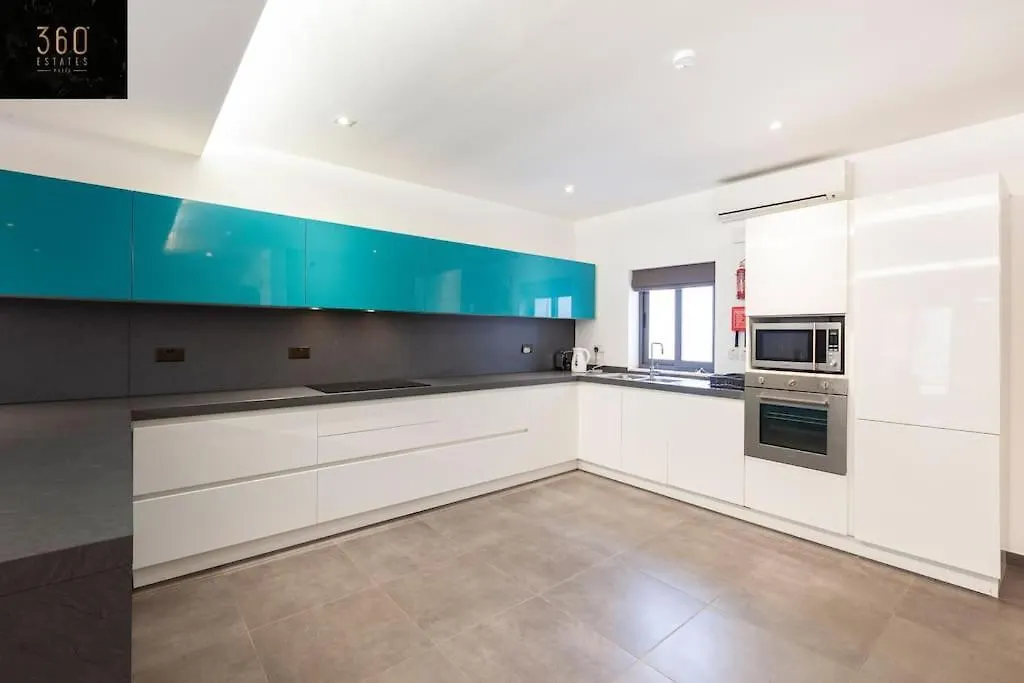 Luxury Living - Massive Central Apt With Ac & Wifi By 360 Estates Sliema 0*,