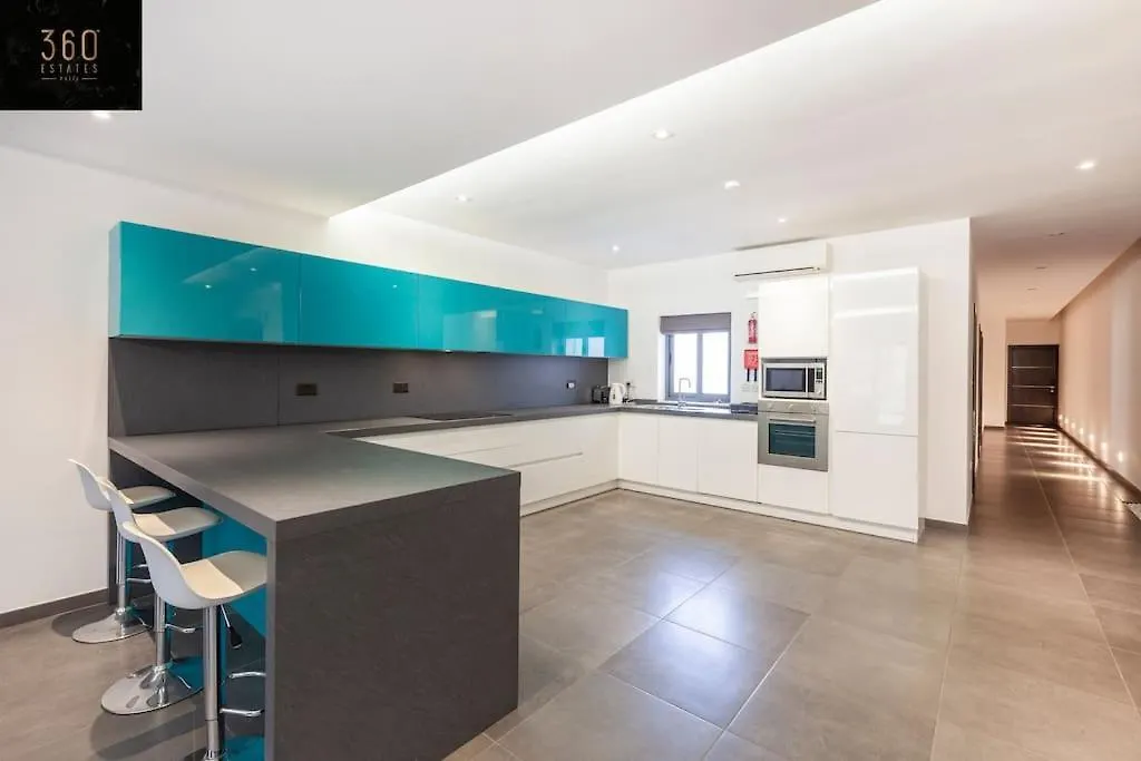 Luxury Living - Massive Central Apt With Ac & Wifi By 360 Estates Sliema Apartment