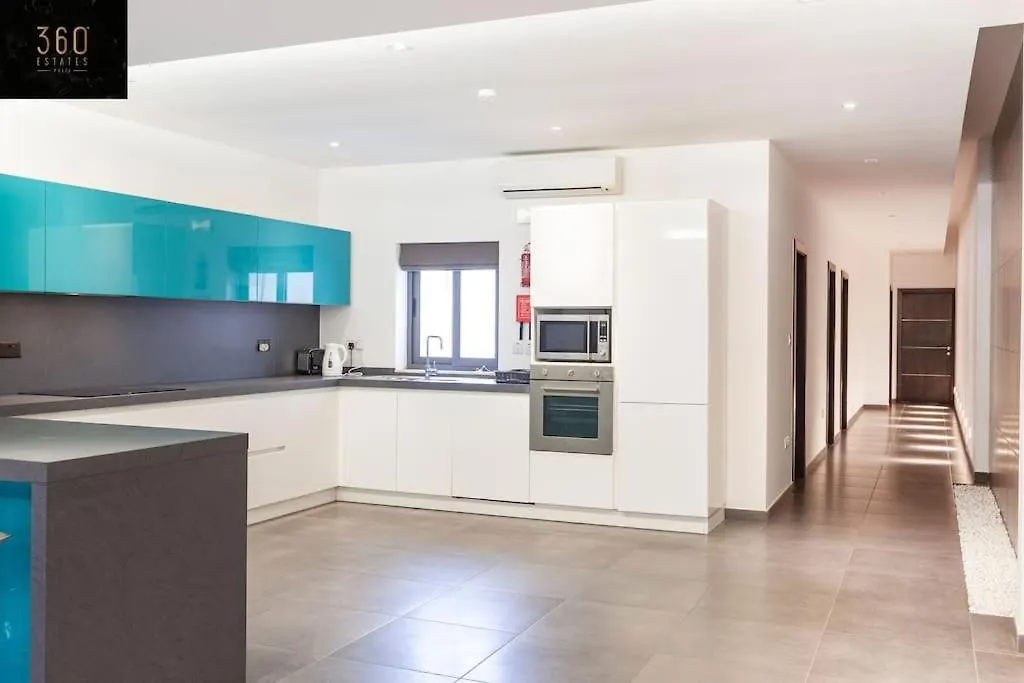 Apartment Luxury Living - Massive Central Apt With Ac & Wifi By 360 Estates Sliema Malta