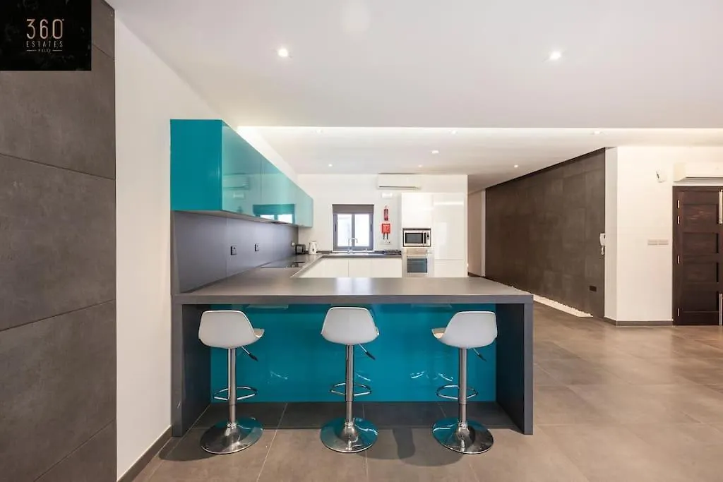 Apartment Luxury Living - Massive Central Apt With Ac & Wifi By 360 Estates Sliema